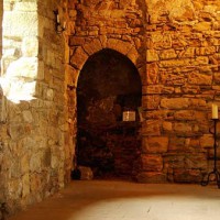 hall_int01_medhall_lge